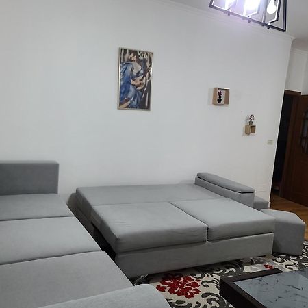 Apartament Center Тирана Екстер'єр фото