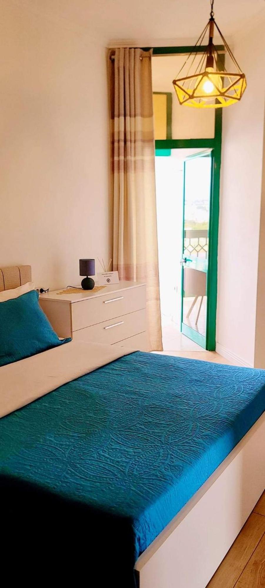 Apartament Center Тирана Екстер'єр фото